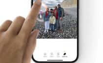 画圈擦除背景元素，苹果 iOS 18 照片应用新增 Clean Up AI 工具